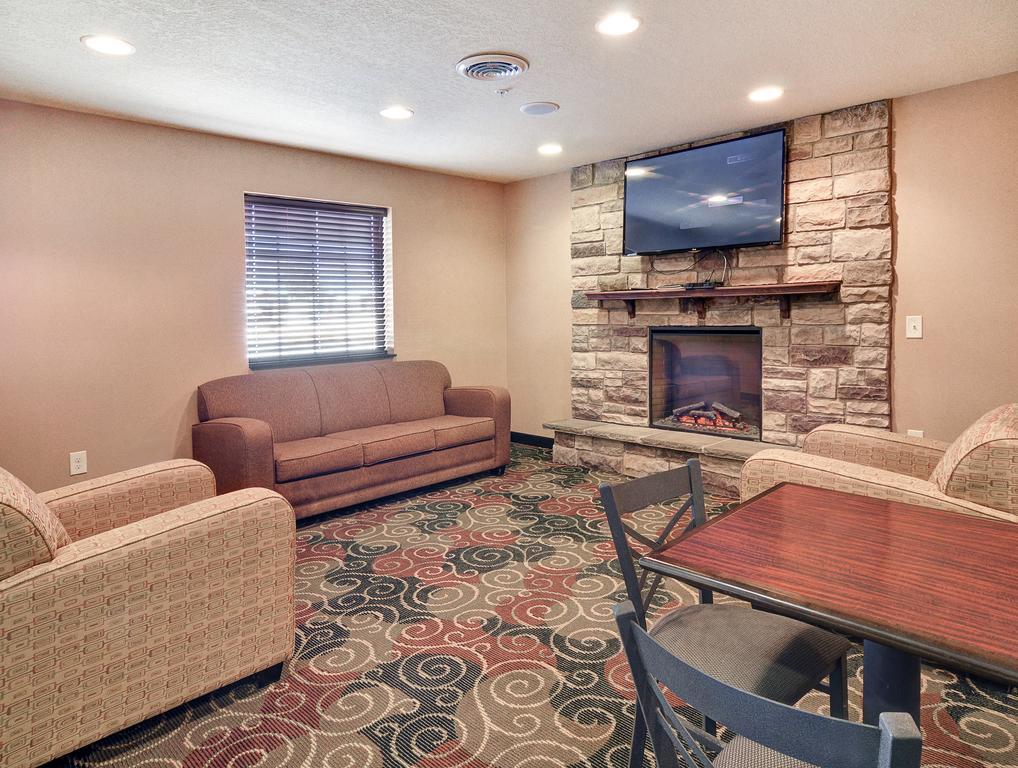 Cobblestone Inn & Suites - Big Lake Exteriér fotografie